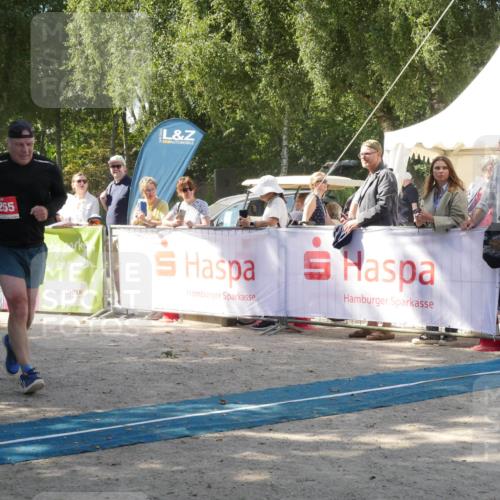 07.09.2025 - 19. Norderstedt Triathlon Zöllner http://msf.ph/oto/8786187 07.09.2025 13:00:05 Ziel 214, 776, 1255 meine-sportfotos.de