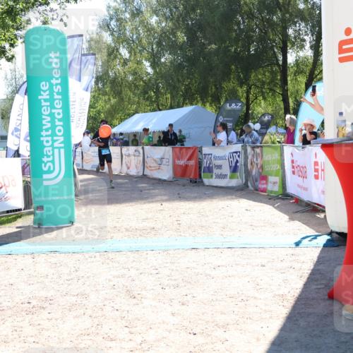 07.09.2025 - 19. Norderstedt Triathlon Zöllner http://msf.ph/oto/8786188 07.09.2025 15:39:15 Ziel 879 meine-sportfotos.de