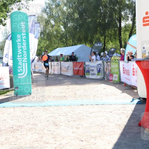 07.09.2025 - 19. Norderstedt Triathlon Zöllner http://msf.ph/oto/8786190 07.09.2025 15:39:15 Ziel 879 meine-sportfotos.de