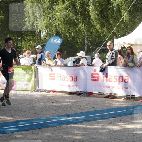 07.09.2025 - 19. Norderstedt Triathlon Zöllner http://msf.ph/oto/8786210 07.09.2025 13:00:08 Ziel 214, 776, 1255, 1343 meine-sportfotos.de
