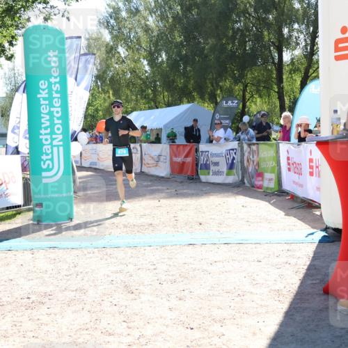 07.09.2025 - 19. Norderstedt Triathlon Zöllner http://msf.ph/oto/8786212 07.09.2025 15:39:17 Ziel 879 meine-sportfotos.de