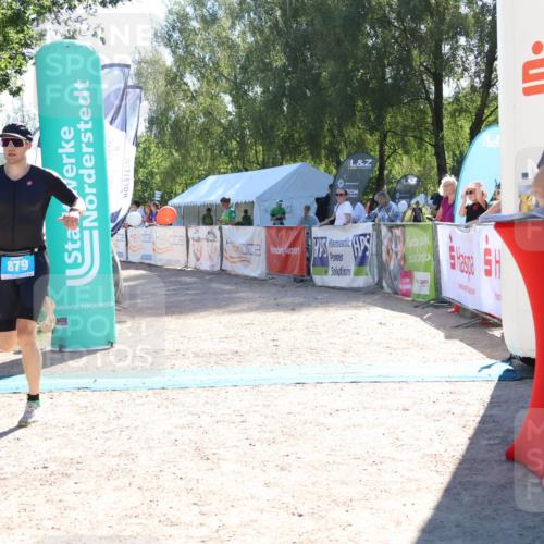 07.09.2025 - 19. Norderstedt Triathlon Zöllner http://msf.ph/oto/8786228 07.09.2025 15:39:18 Ziel 879 meine-sportfotos.de
