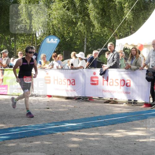07.09.2025 - 19. Norderstedt Triathlon Zöllner http://msf.ph/oto/8786231 07.09.2025 13:00:14 Ziel 214, 696, 1213, 1327, 1343 meine-sportfotos.de