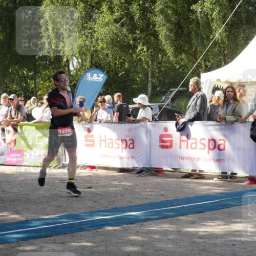 07.09.2025 - 19. Norderstedt Triathlon Zöllner http://msf.ph/oto/8786249 07.09.2025 13:00:29 Ziel 146, 830, 1370 meine-sportfotos.de