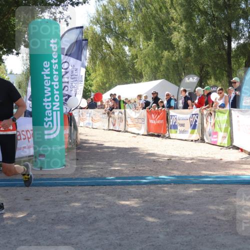 07.09.2025 - 19. Norderstedt Triathlon Zöllner http://msf.ph/oto/8786260 07.09.2025 13:24:20 Ziel  meine-sportfotos.de