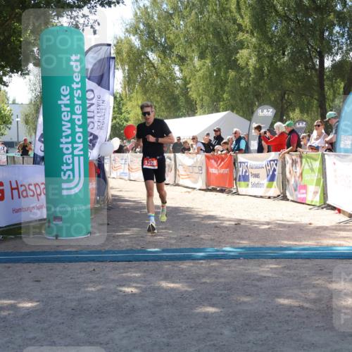 07.09.2025 - 19. Norderstedt Triathlon Zöllner http://msf.ph/oto/8786275 07.09.2025 13:24:48 Ziel 1328 meine-sportfotos.de