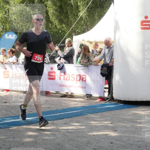 07.09.2025 - 19. Norderstedt Triathlon Zöllner http://msf.ph/oto/8786311 07.09.2025 13:01:03 Ziel 728 meine-sportfotos.de