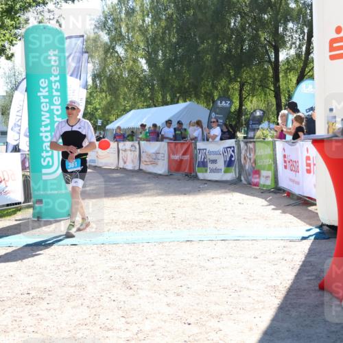 07.09.2025 - 19. Norderstedt Triathlon Zöllner http://msf.ph/oto/8786312 07.09.2025 15:39:41 Ziel 361 meine-sportfotos.de