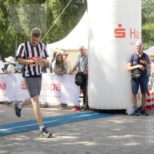 07.09.2025 - 19. Norderstedt Triathlon Zöllner http://msf.ph/oto/8786320 07.09.2025 13:01:16 Ziel 1311 meine-sportfotos.de