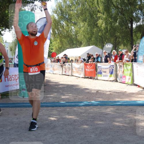 07.09.2025 - 19. Norderstedt Triathlon Zöllner http://msf.ph/oto/8786336 07.09.2025 13:25:00 Ziel 725, 810, 1263 meine-sportfotos.de