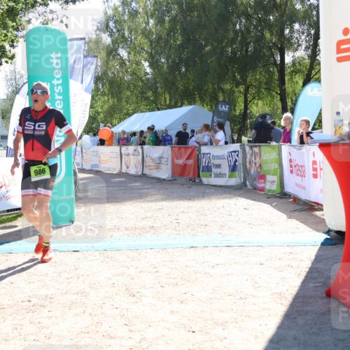 07.09.2025 - 19. Norderstedt Triathlon Zöllner http://msf.ph/oto/8786346 07.09.2025 15:39:59 Ziel 986, 1465 meine-sportfotos.de