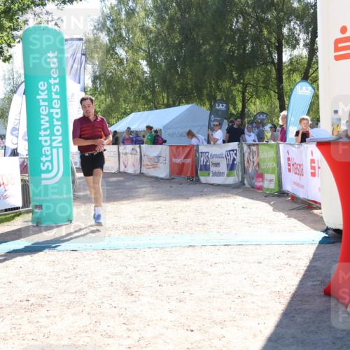 07.09.2025 - 19. Norderstedt Triathlon Zöllner http://msf.ph/oto/8786367 07.09.2025 15:40:03 Ziel 986, 1465 meine-sportfotos.de