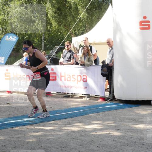 07.09.2025 - 19. Norderstedt Triathlon Zöllner http://msf.ph/oto/8786368 07.09.2025 13:02:38 Ziel 1380 meine-sportfotos.de