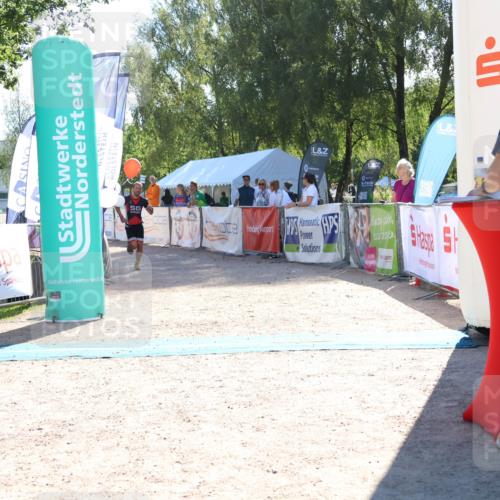 07.09.2025 - 19. Norderstedt Triathlon Zöllner http://msf.ph/oto/8786381 07.09.2025 15:40:21 Ziel 982 meine-sportfotos.de