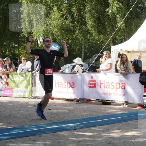 07.09.2025 - 19. Norderstedt Triathlon Zöllner http://msf.ph/oto/8786393 07.09.2025 13:02:55 Ziel 260 meine-sportfotos.de
