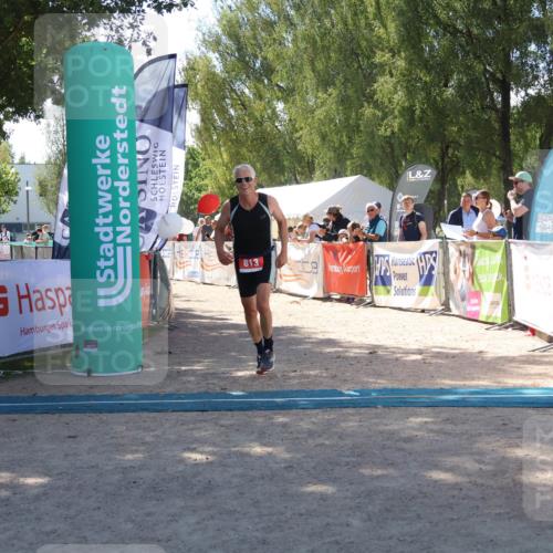 07.09.2025 - 19. Norderstedt Triathlon Zöllner http://msf.ph/oto/8786410 07.09.2025 13:25:29 Ziel 813 meine-sportfotos.de