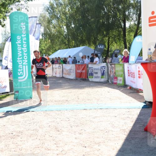 07.09.2025 - 19. Norderstedt Triathlon Zöllner http://msf.ph/oto/8786416 07.09.2025 15:40:23 Ziel 982 meine-sportfotos.de