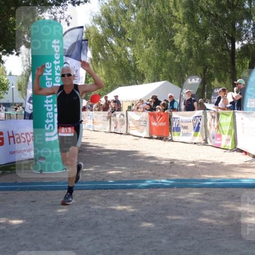 07.09.2025 - 19. Norderstedt Triathlon Zöllner http://msf.ph/oto/8786418 07.09.2025 13:25:30 Ziel 813 meine-sportfotos.de