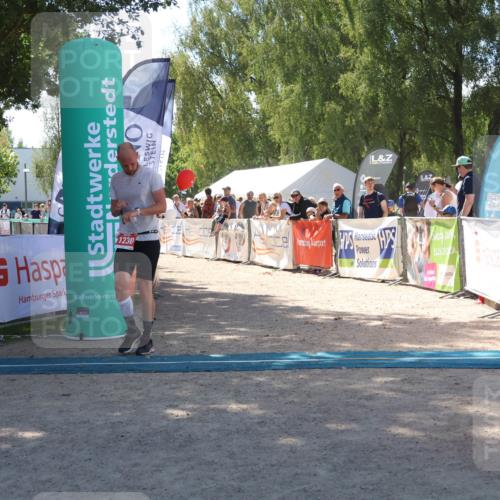 07.09.2025 - 19. Norderstedt Triathlon Zöllner http://msf.ph/oto/8786441 07.09.2025 13:25:37 Ziel 1230 meine-sportfotos.de