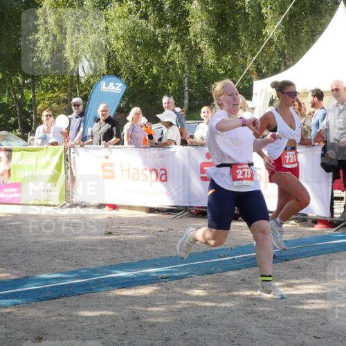 07.09.2025 - 19. Norderstedt Triathlon Zöllner http://msf.ph/oto/8786459 07.09.2025 13:03:55 Ziel 182, 207, 273, 721, 724 meine-sportfotos.de