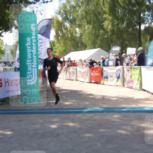 07.09.2025 - 19. Norderstedt Triathlon Zöllner http://msf.ph/oto/8786464 07.09.2025 13:25:55 Ziel 171 meine-sportfotos.de