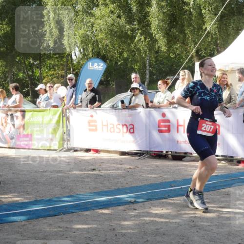 07.09.2025 - 19. Norderstedt Triathlon Zöllner http://msf.ph/oto/8786480 07.09.2025 13:03:57 Ziel 182, 207, 273, 724 meine-sportfotos.de