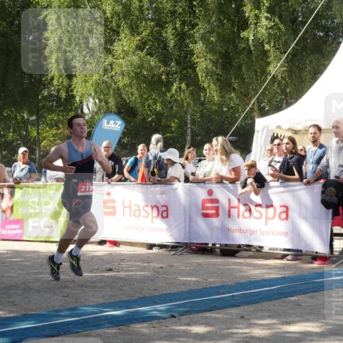 07.09.2025 - 19. Norderstedt Triathlon Zöllner http://msf.ph/oto/8786483 07.09.2025 13:04:10 Ziel 218 meine-sportfotos.de