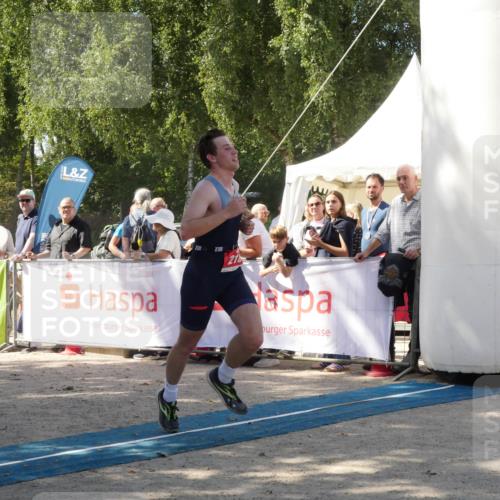 07.09.2025 - 19. Norderstedt Triathlon Zöllner http://msf.ph/oto/8786485 07.09.2025 13:04:11 Ziel 218 meine-sportfotos.de