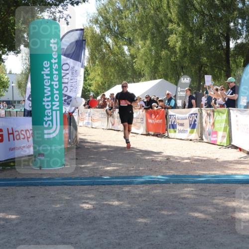 07.09.2025 - 19. Norderstedt Triathlon Zöllner http://msf.ph/oto/8786496 07.09.2025 13:26:05 Ziel 1331 meine-sportfotos.de