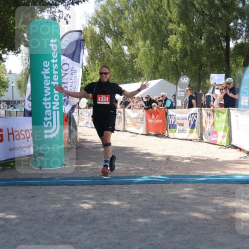 07.09.2025 - 19. Norderstedt Triathlon Zöllner http://msf.ph/oto/8786512 07.09.2025 13:26:06 Ziel 1331 meine-sportfotos.de