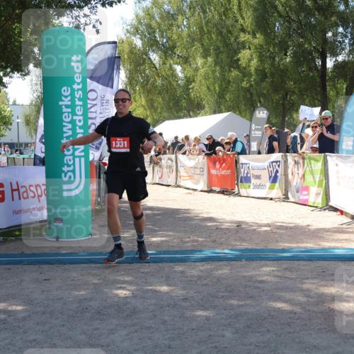 07.09.2025 - 19. Norderstedt Triathlon Zöllner http://msf.ph/oto/8786514 07.09.2025 13:26:07 Ziel 1331 meine-sportfotos.de