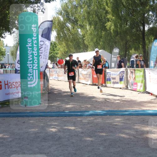 07.09.2025 - 19. Norderstedt Triathlon Zöllner http://msf.ph/oto/8786532 07.09.2025 13:26:30 Ziel 247, 847 meine-sportfotos.de