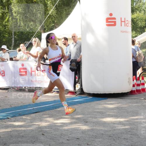 07.09.2025 - 19. Norderstedt Triathlon Zöllner http://msf.ph/oto/8786536 07.09.2025 13:04:55 Ziel  meine-sportfotos.de