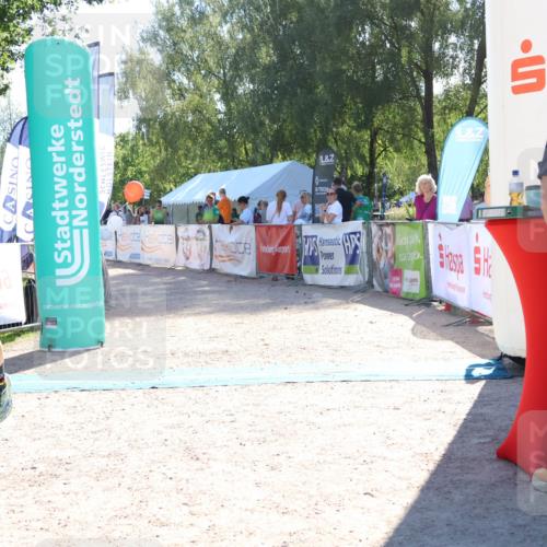 07.09.2025 - 19. Norderstedt Triathlon Zöllner http://msf.ph/oto/8786579 07.09.2025 15:41:58 Ziel 398 meine-sportfotos.de