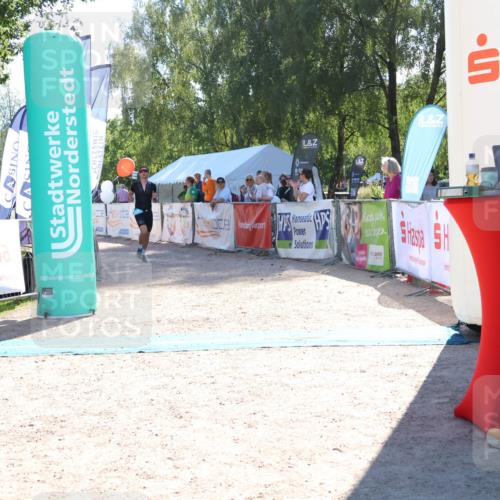 07.09.2025 - 19. Norderstedt Triathlon Zöllner http://msf.ph/oto/8786603 07.09.2025 15:42:25 Ziel 877 meine-sportfotos.de