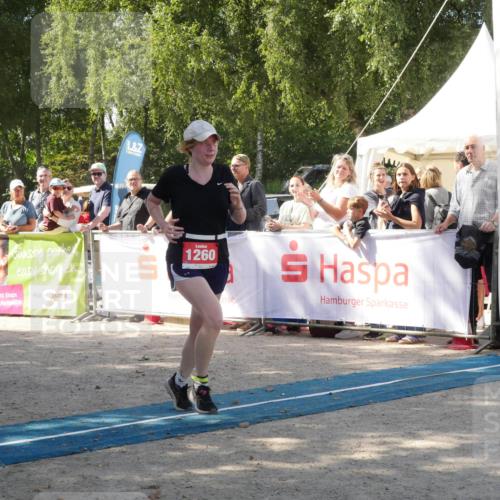 07.09.2025 - 19. Norderstedt Triathlon Zöllner http://msf.ph/oto/8786638 07.09.2025 13:06:28 Ziel 1237, 1260, 1296 meine-sportfotos.de