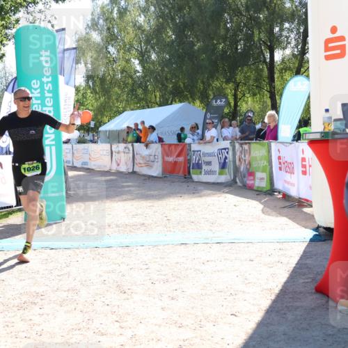 07.09.2025 - 19. Norderstedt Triathlon Zöllner http://msf.ph/oto/8786655 07.09.2025 15:42:32 Ziel 877, 1026 meine-sportfotos.de