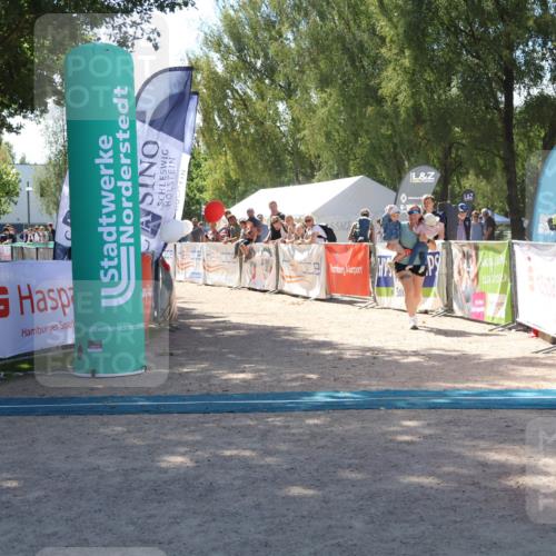 07.09.2025 - 19. Norderstedt Triathlon Zöllner http://msf.ph/oto/8786667 07.09.2025 13:27:33 Ziel 248 meine-sportfotos.de