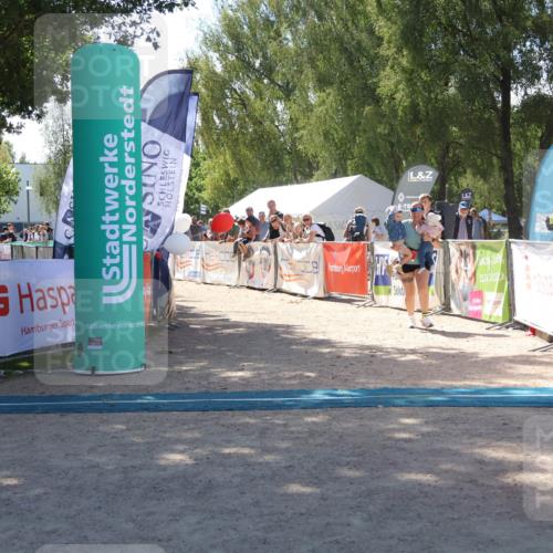 07.09.2025 - 19. Norderstedt Triathlon Zöllner http://msf.ph/oto/8786669 07.09.2025 13:27:33 Ziel 248 meine-sportfotos.de