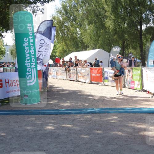 07.09.2025 - 19. Norderstedt Triathlon Zöllner http://msf.ph/oto/8786677 07.09.2025 13:27:34 Ziel 248 meine-sportfotos.de