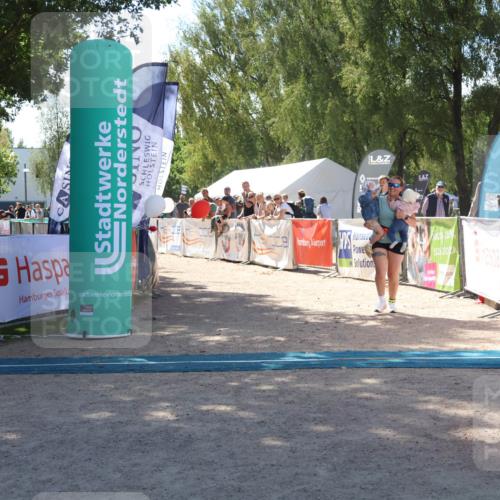07.09.2025 - 19. Norderstedt Triathlon Zöllner http://msf.ph/oto/8786679 07.09.2025 13:27:34 Ziel 248 meine-sportfotos.de