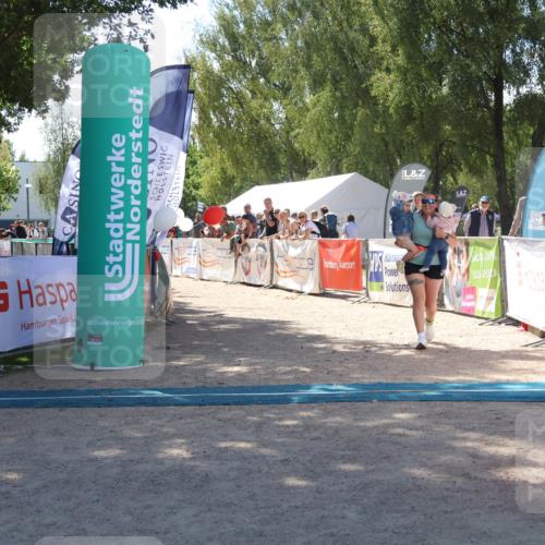 07.09.2025 - 19. Norderstedt Triathlon Zöllner http://msf.ph/oto/8786682 07.09.2025 13:27:34 Ziel 248 meine-sportfotos.de