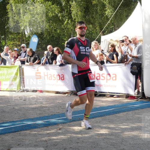 07.09.2025 - 19. Norderstedt Triathlon Zöllner http://msf.ph/oto/8786710 07.09.2025 13:07:51 Ziel 732, 1248 meine-sportfotos.de