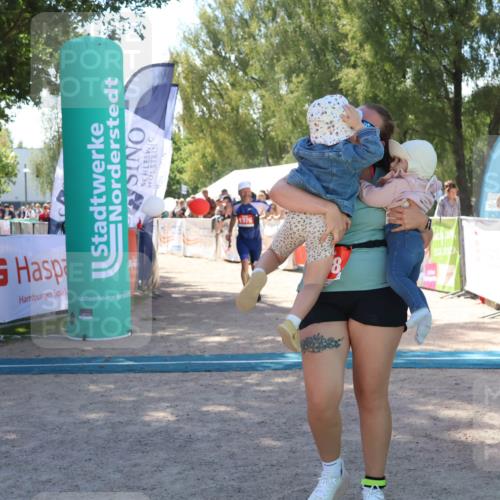 07.09.2025 - 19. Norderstedt Triathlon Zöllner http://msf.ph/oto/8786724 07.09.2025 13:27:39 Ziel 248, 1376 meine-sportfotos.de