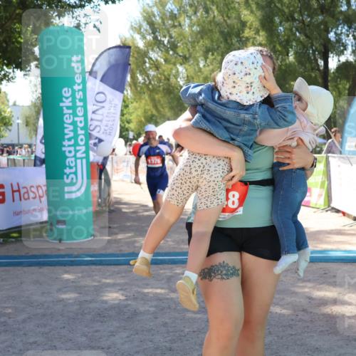 07.09.2025 - 19. Norderstedt Triathlon Zöllner http://msf.ph/oto/8786734 07.09.2025 13:27:40 Ziel 248, 1376 meine-sportfotos.de