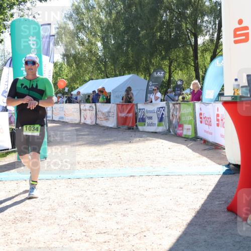 07.09.2025 - 19. Norderstedt Triathlon Zöllner http://msf.ph/oto/8786770 07.09.2025 15:44:10 Ziel 1034 meine-sportfotos.de