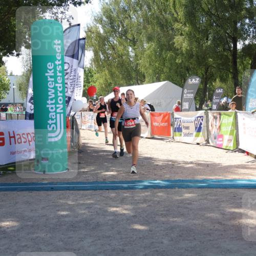 07.09.2025 - 19. Norderstedt Triathlon Zöllner http://msf.ph/oto/8786820 07.09.2025 13:28:23 Ziel 262, 290, 1264, 1295 meine-sportfotos.de