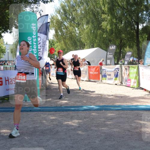 07.09.2025 - 19. Norderstedt Triathlon Zöllner http://msf.ph/oto/8786827 07.09.2025 13:28:24 Ziel 262, 290, 1264, 1295 meine-sportfotos.de