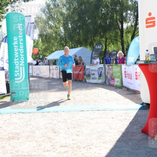 07.09.2025 - 19. Norderstedt Triathlon Zöllner http://msf.ph/oto/8786831 07.09.2025 15:44:22 Ziel 373 meine-sportfotos.de