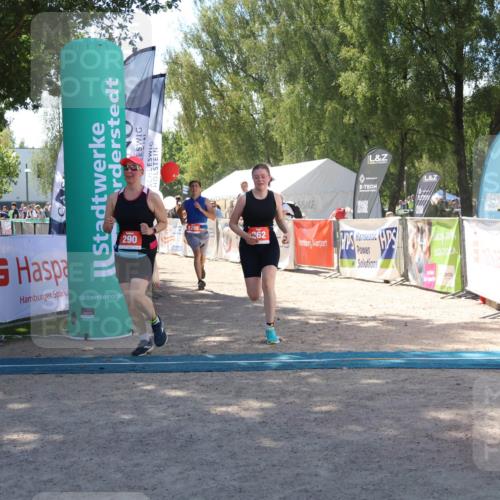 07.09.2025 - 19. Norderstedt Triathlon Zöllner http://msf.ph/oto/8786836 07.09.2025 13:28:25 Ziel 262, 290, 1264, 1295 meine-sportfotos.de